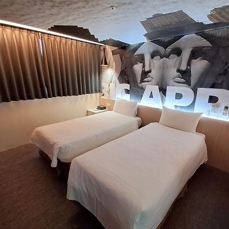 Morwing Hotel Fuzhong Taipei Exterior photo