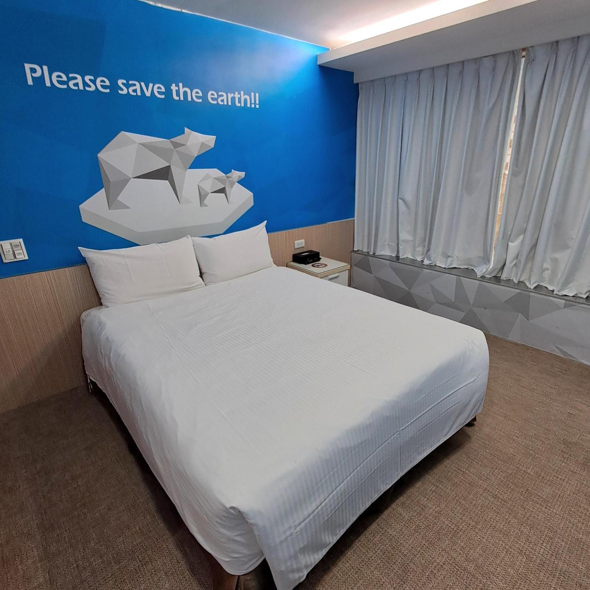Morwing Hotel Fuzhong Taipei Exterior photo