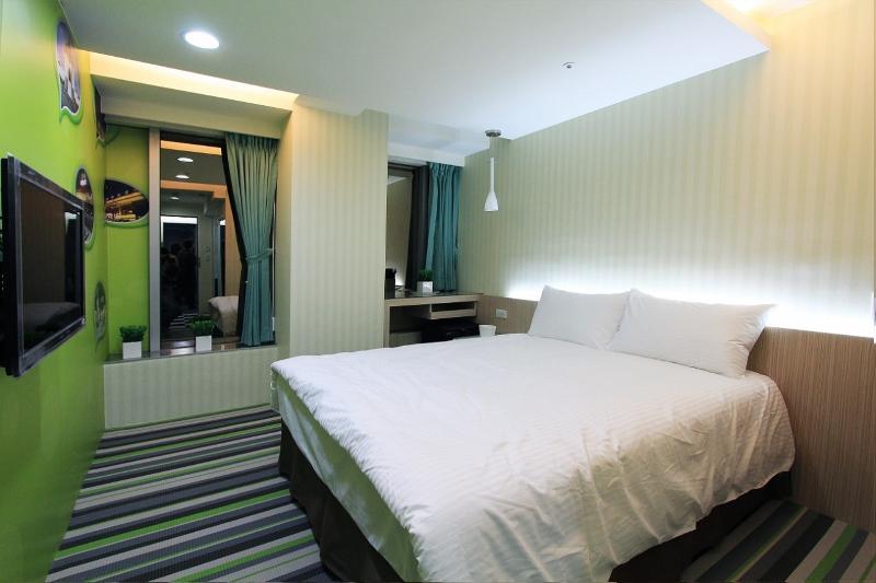 Morwing Hotel Fuzhong Taipei Exterior photo